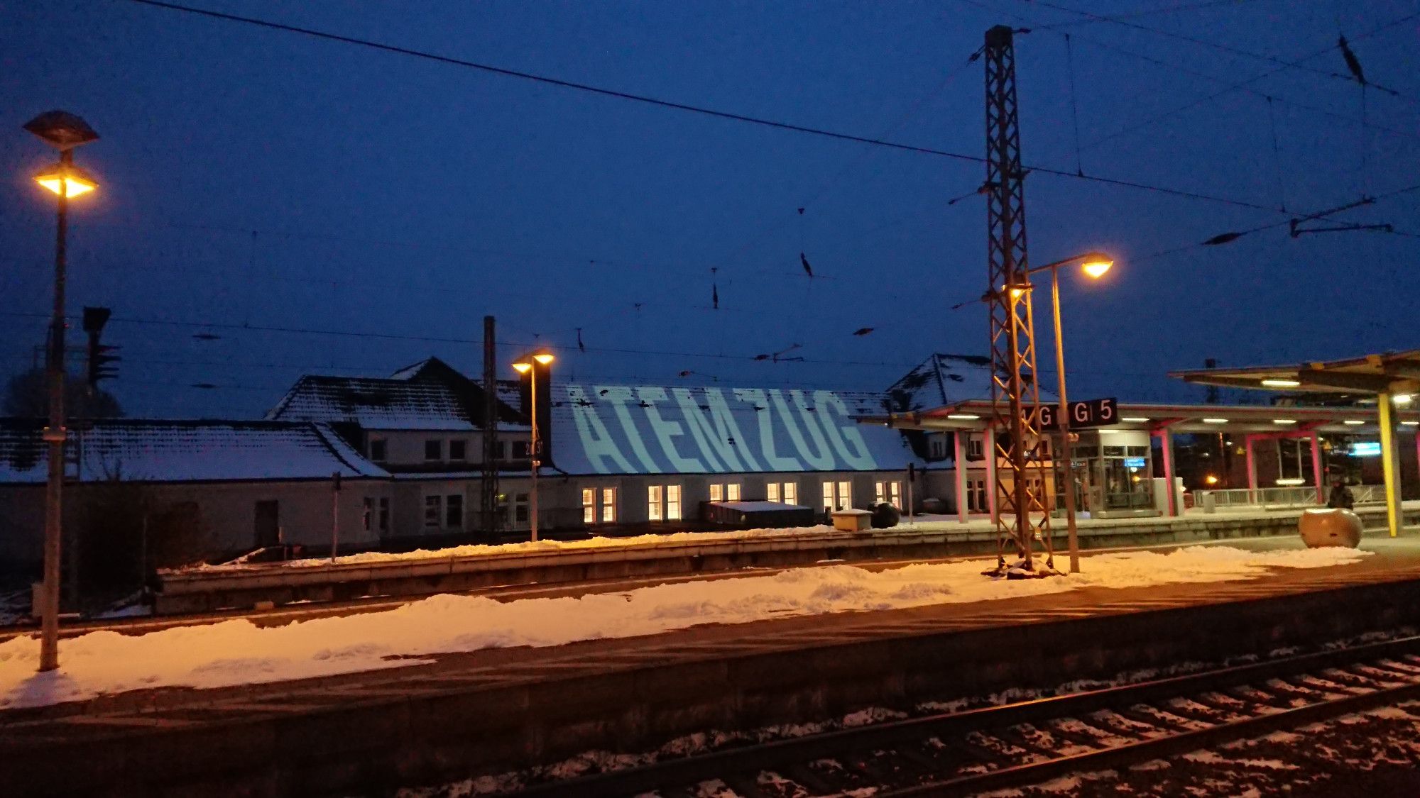 ATEMZUG
Dauerhafte Installation Bahnhof Celle von Detlef Hartung und Georg Trenz