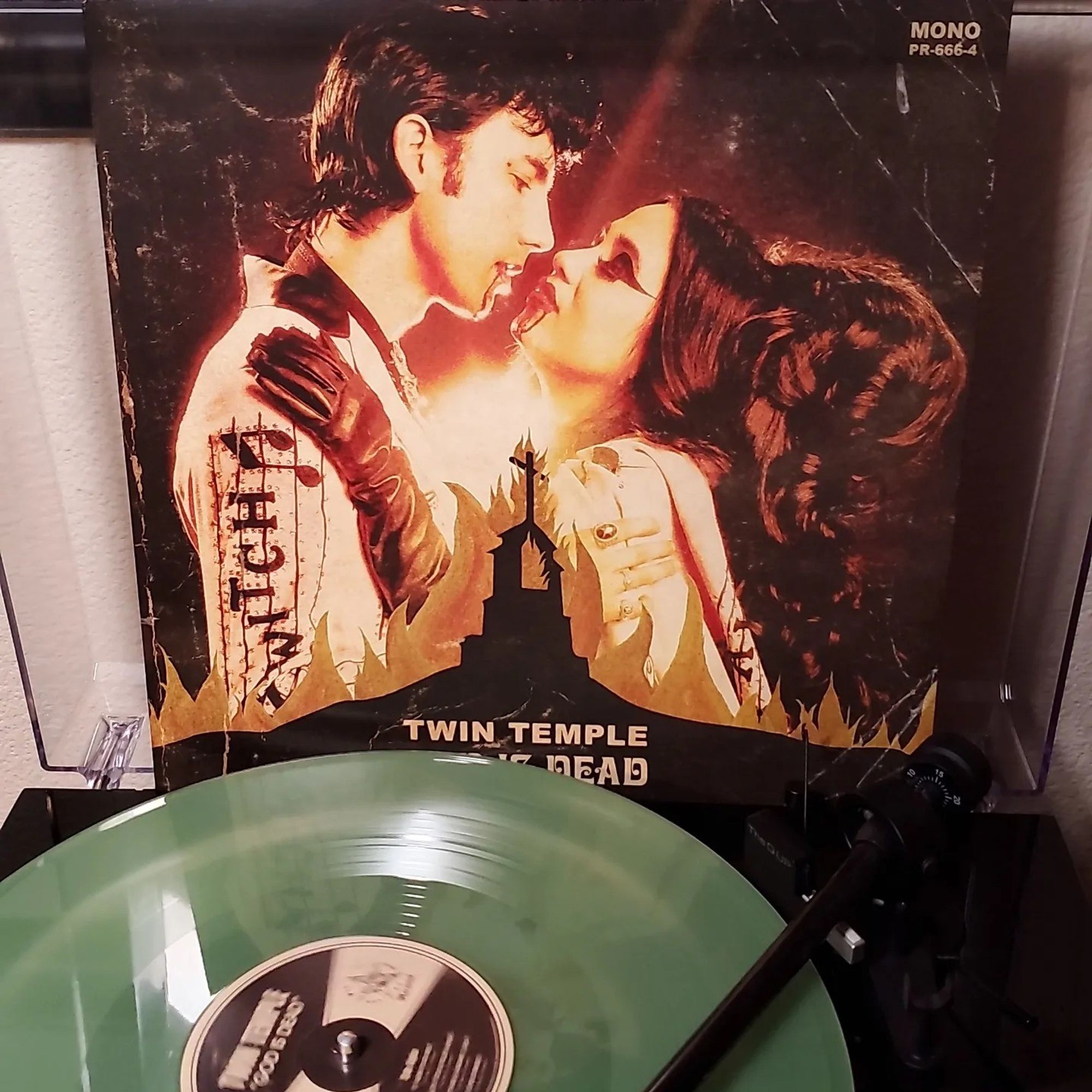 #nowspinning Twin Temple - God Is Dead on coke bottle green.