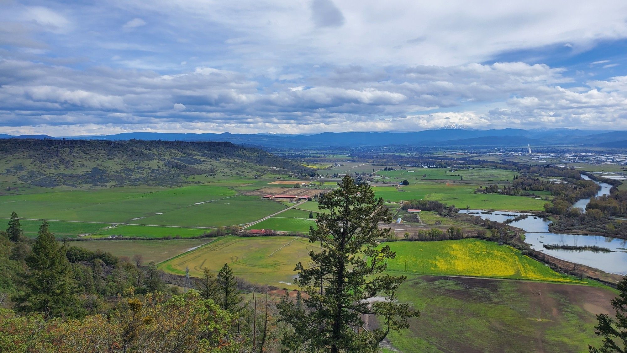 East facing view from on top of Lower Tabletop Rock