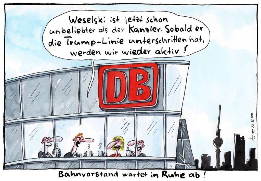 Der Bahnvorstand sitzt in einem Gebäude der Deutschen Bahn und trinkt Kaffee. Eine Person sagt: "Weselski ist jetzt schon unbeliebter als der Kanzler. Sobald er die Trump-Linie unterschritten hat, werden wir wieder aktiv!"