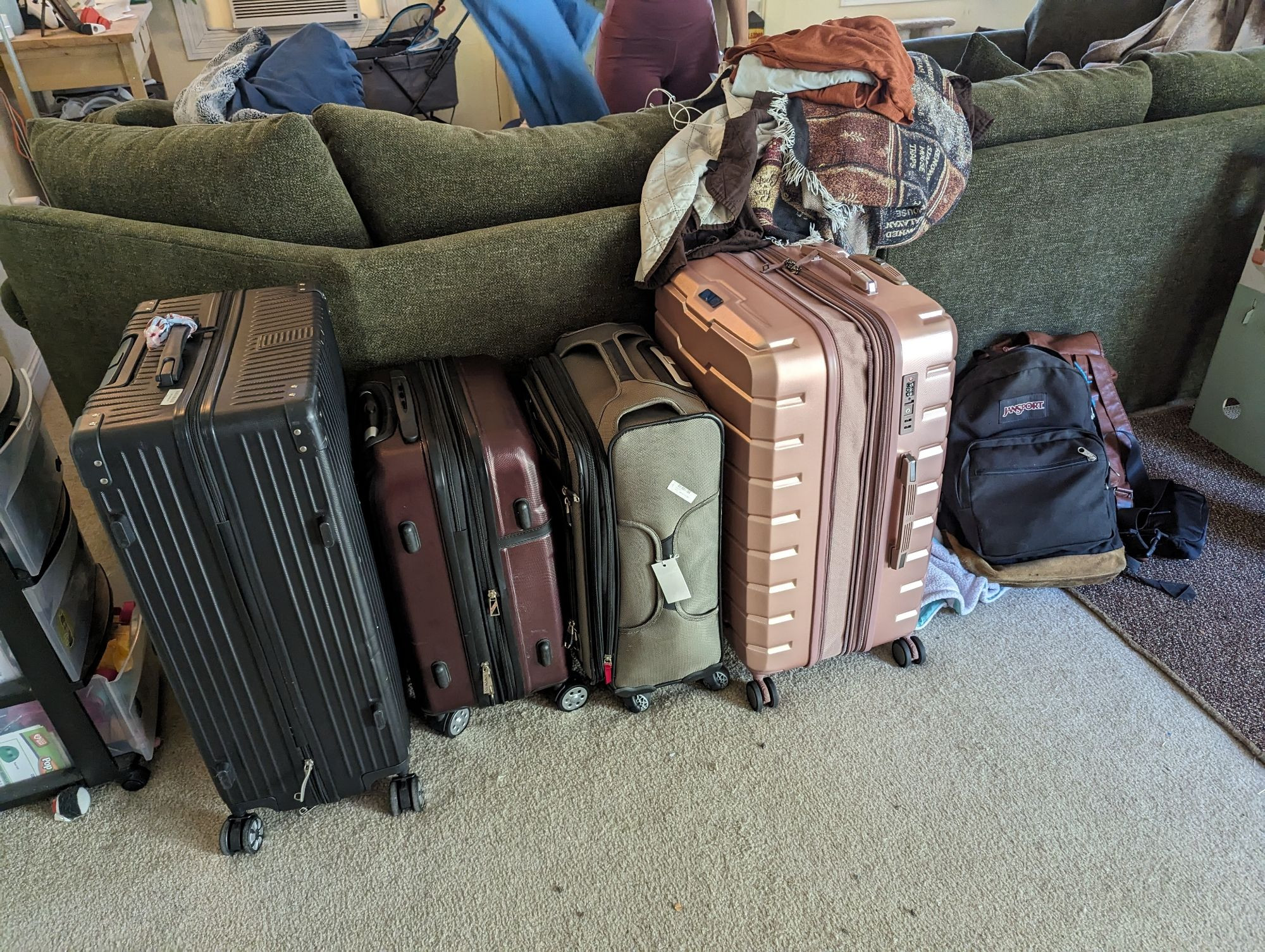 Too much luggage 