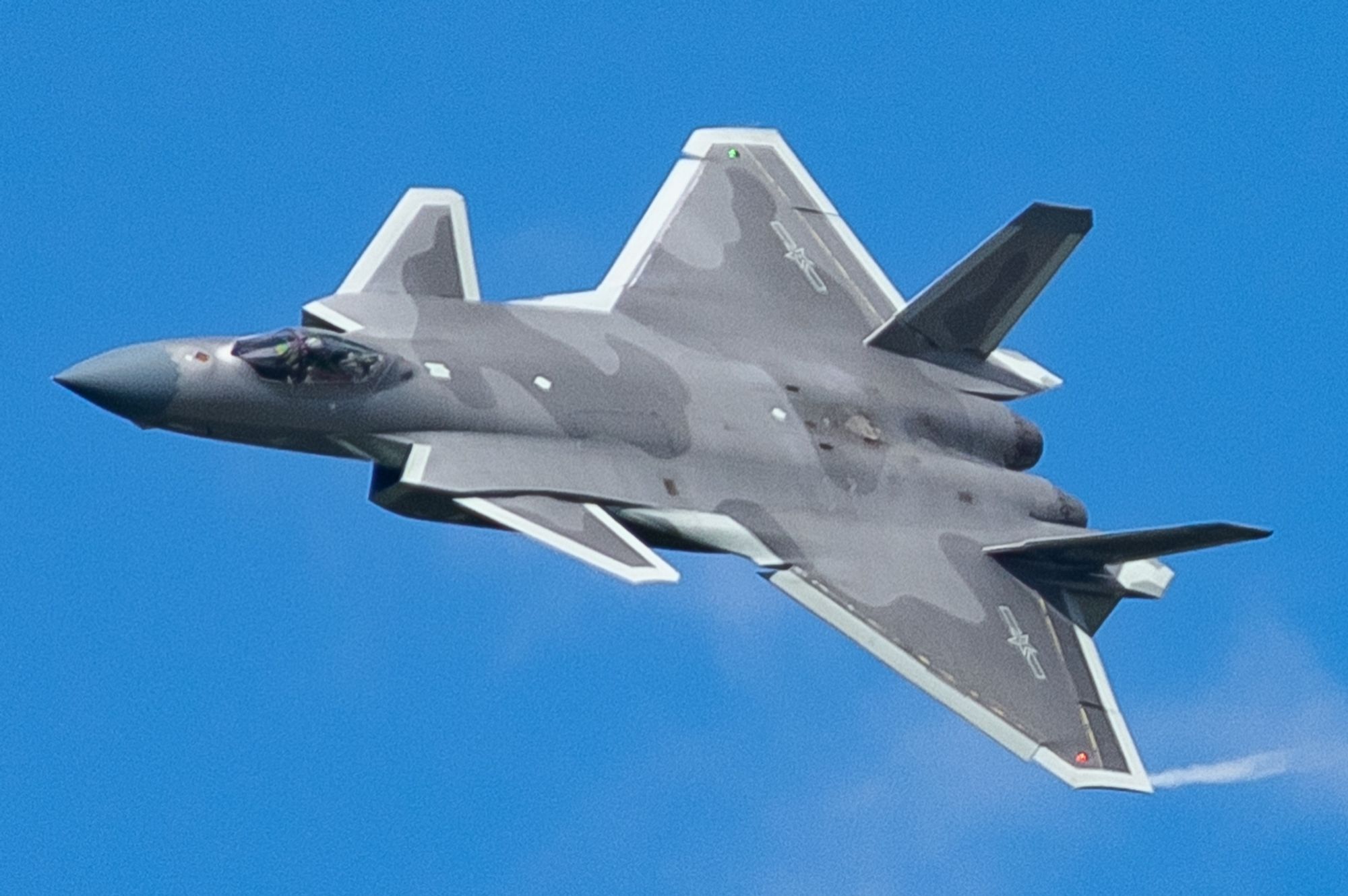 J-20 Mighty Dragon