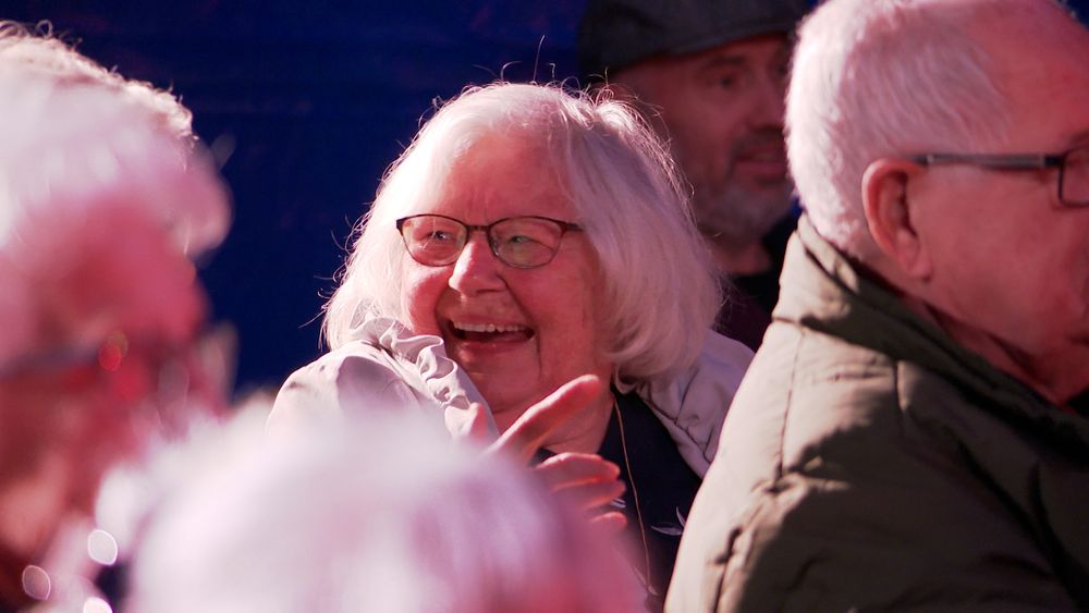 Eenzaamheid bij ouderen; Cor uit Hoogeveen trekt ze daar weer uit