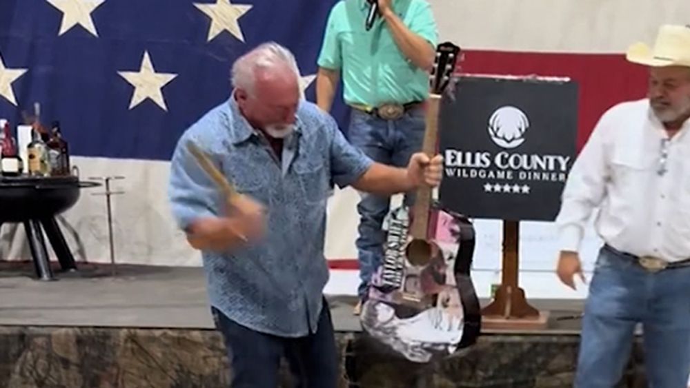 Man Buys Taylor Swift's Autographed Guitar at Auction, Then Destroys It