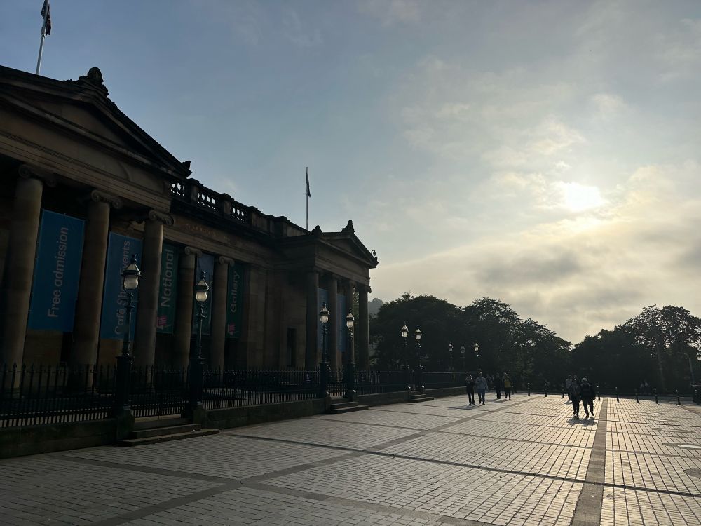 Sunshine on National Gallery of Scotland