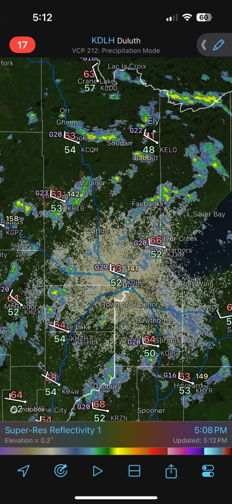 Radar imagery showing showers in northeast Minnesota and northwest Wisconsin 