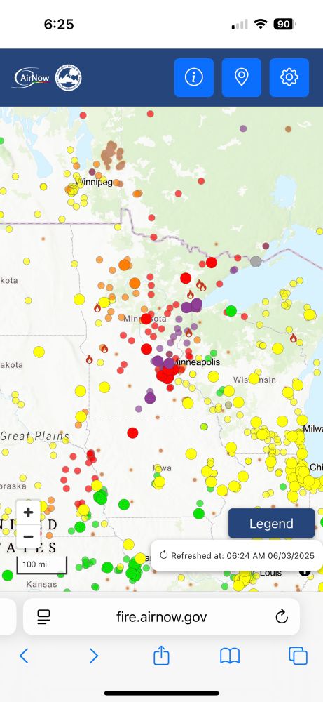 Map of the upper Midwest air quality measurements from Fire.airnow.gov showing very unhealthy air quality measurements from Duluth to the Twin Cities