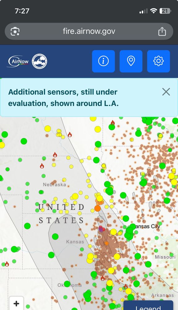 04/08 smoke map showing fires in the Flint Hills of Kansas producing smoke flowing into Nebraska. 