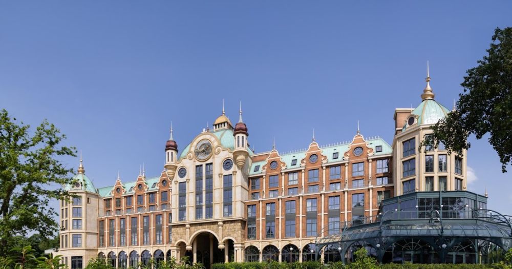 Le parc Efteling tente un record du monde à l'occasion de l'inauguration de l'Efteling Grand Hotel