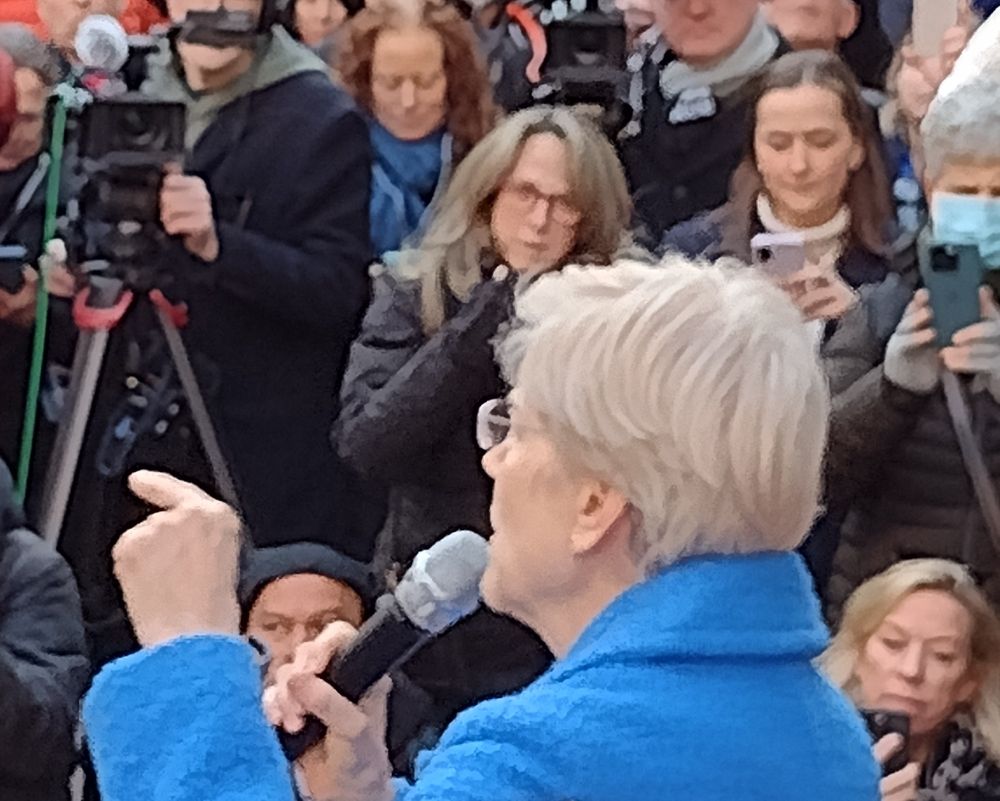 Sen. Elizabeth Warren