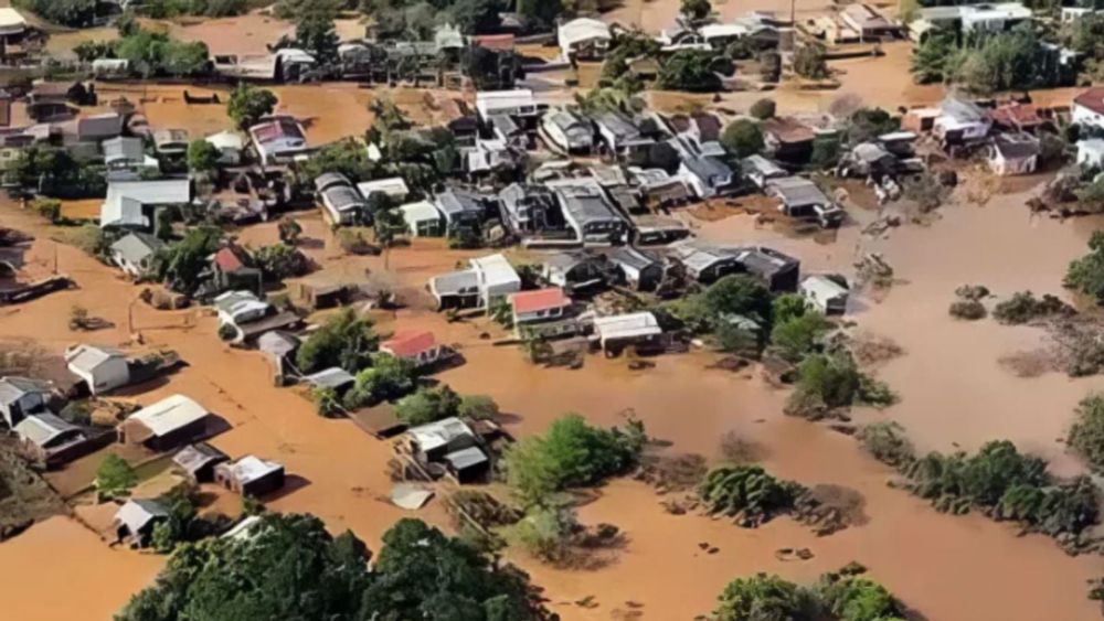 Veja os senadores que votaram contra plano de adaptação à crise climática na CCJ