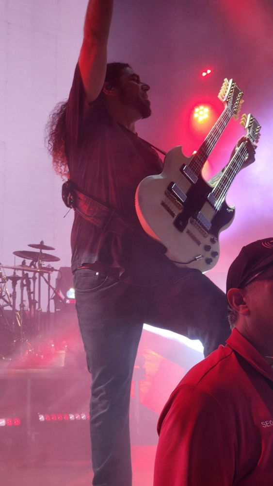 Claudio Sanchez playing in Detroit 8-22-2025