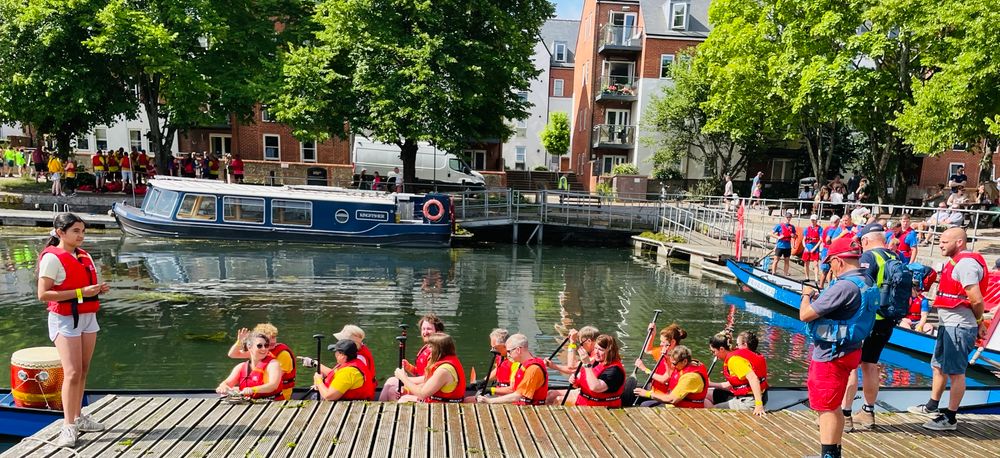 Chichester LibDems team setting out for their first heat in the Dragon Boat Race from Chichester Canal Basin.