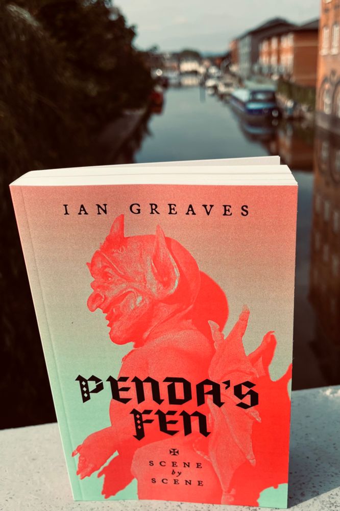 IAN GREAVES
PENDAS FEN
SCENE By SCENE 

- photographed overlooking an urban stretch of canal