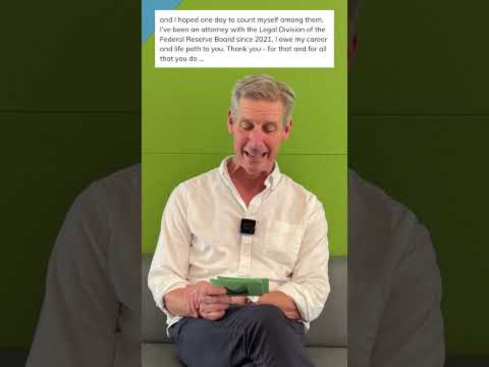 Kai Ryssdal marks 20 years as the host of Marketplace 🎉