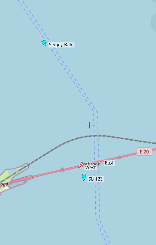Russian Tug SB-123 and Sergey Balk pass the Great Belt Bridge after a couple of days doing Donuts in Danish waters