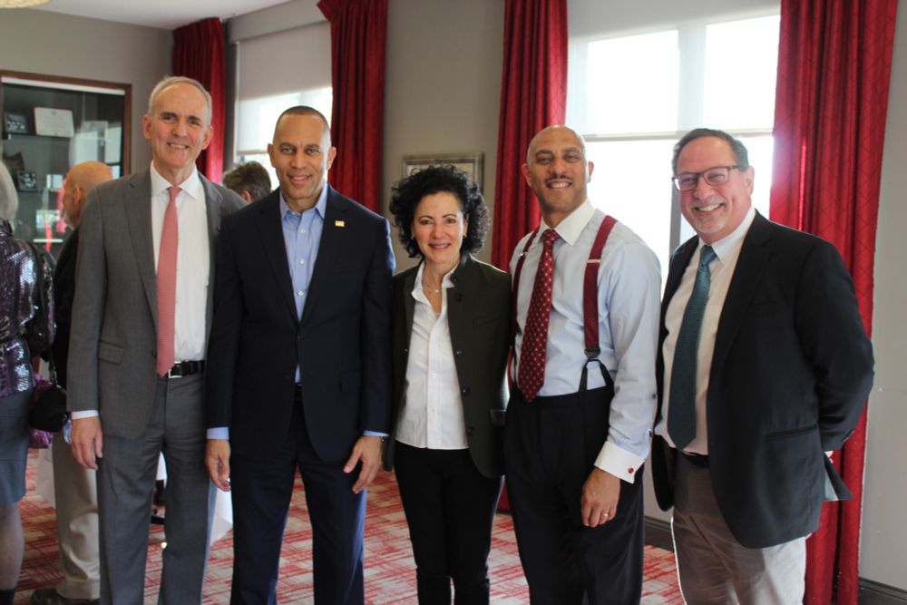Left to right: Dean David Horn, Minority Leader Jeffries, Linda Kass, Professor Hasan Jeffries, History Chair Scott Levi