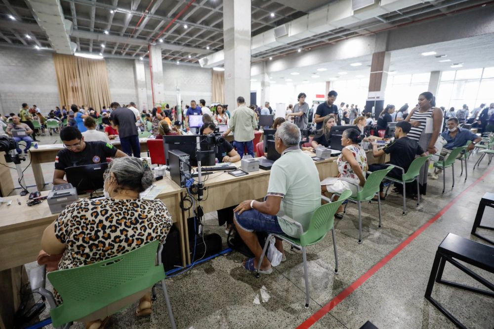 ‘Registre-se’ oferece emissão de documentos e serviços de saúde em Manaus