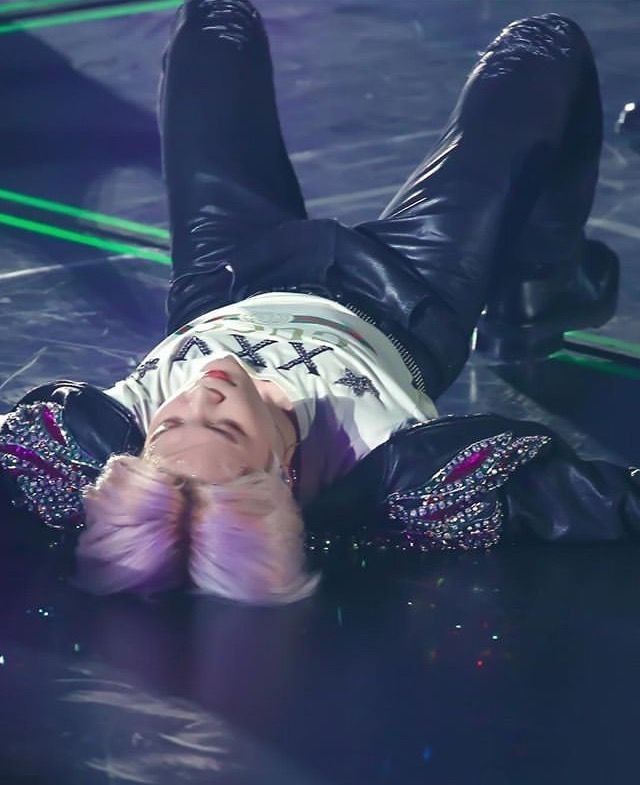 Kitty Gang Jimin laying on stage 