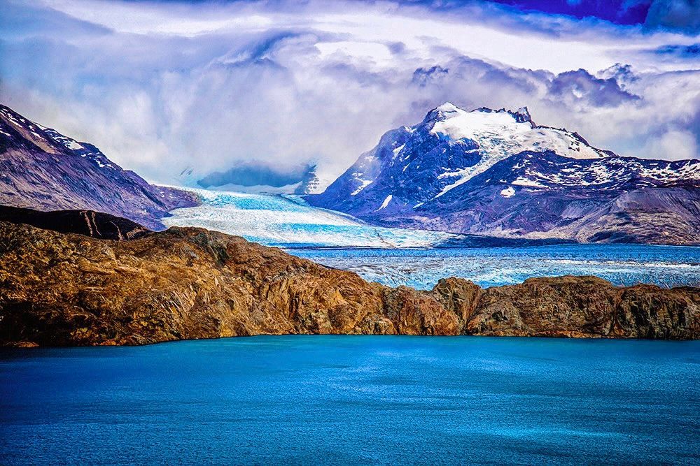The Glaciar Upsala & Lago Guillermo in El Calafate, Argentina