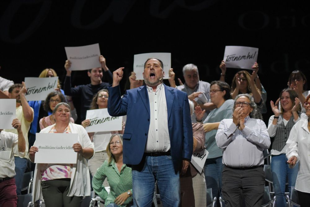 Demostración de fuerza de Junqueras en la presentación de la candidatura con la que quiere &quot;hacer limpio&quot; en ERC