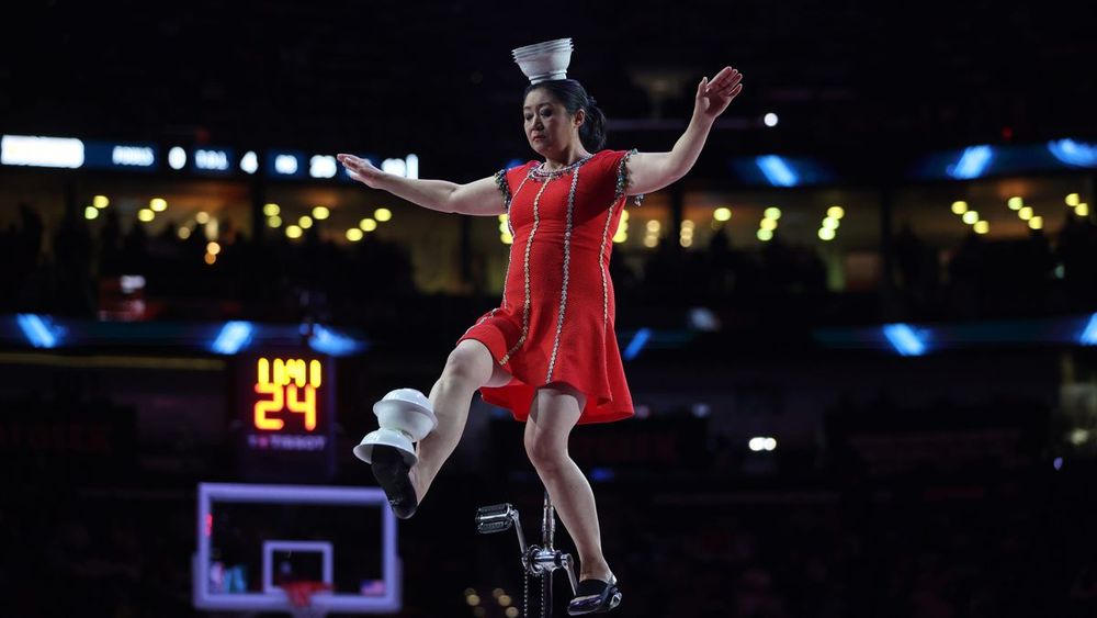 Popular halftime performer Red Panda injured in fall at WNBA game