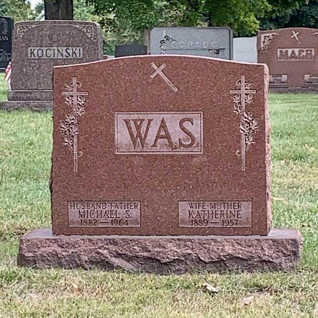 Tombstone with the surname of WAS.
