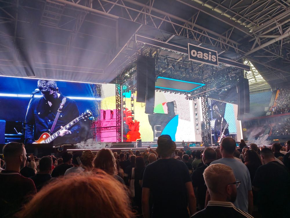 Oasis reunion