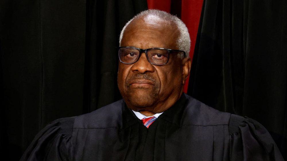 Clarence Thomas Gifted Luxe Trip to Putin’s Hometown: Dems