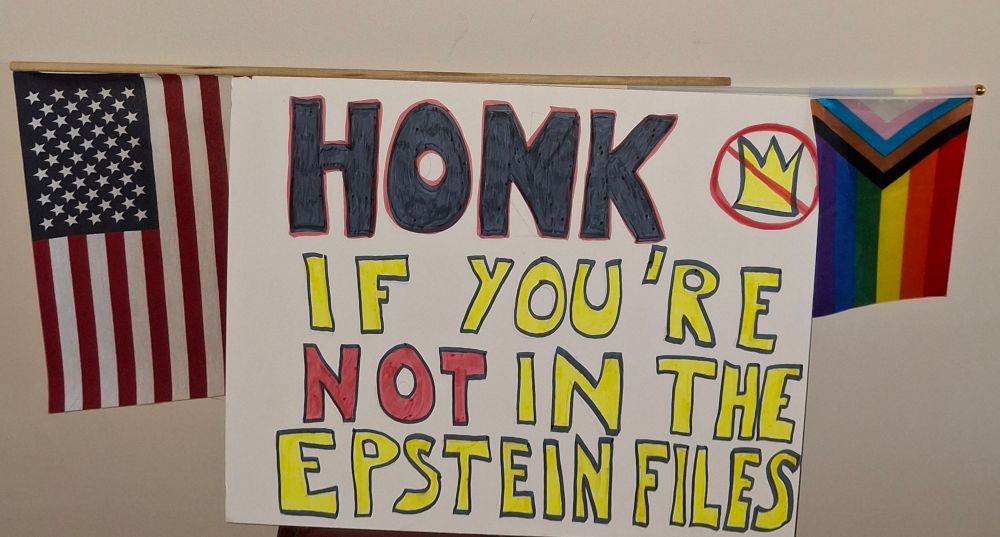 No Kings poster (back)
Congrats #Resisters & #ReSisters 10-18-2026 # NoKings 🚫👑 is officially the largest peaceful✌️ protest in American history!
