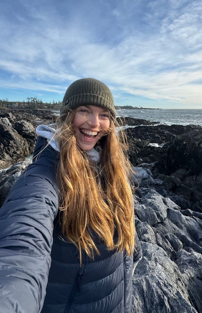 Rachael very happy at the ocean shore because she’s going tidepooling! 