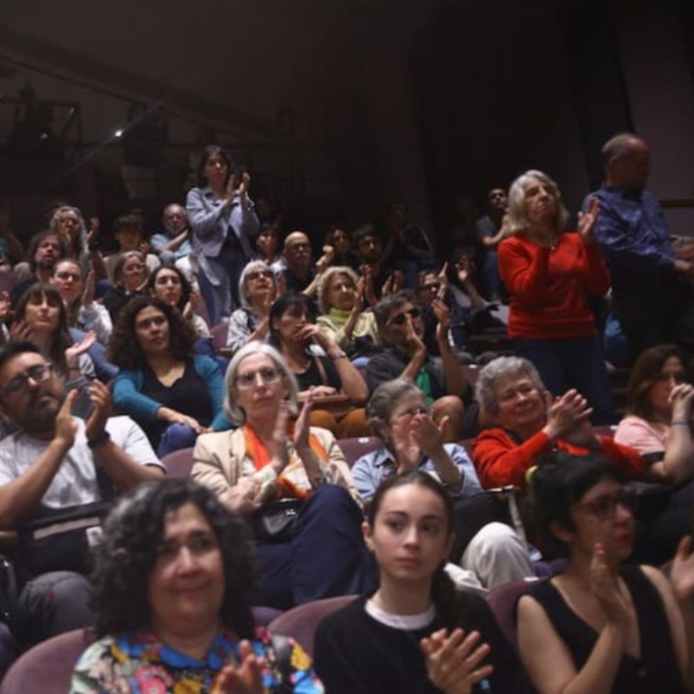 El público en El Picadero (fotografía afanada a La Nación)
