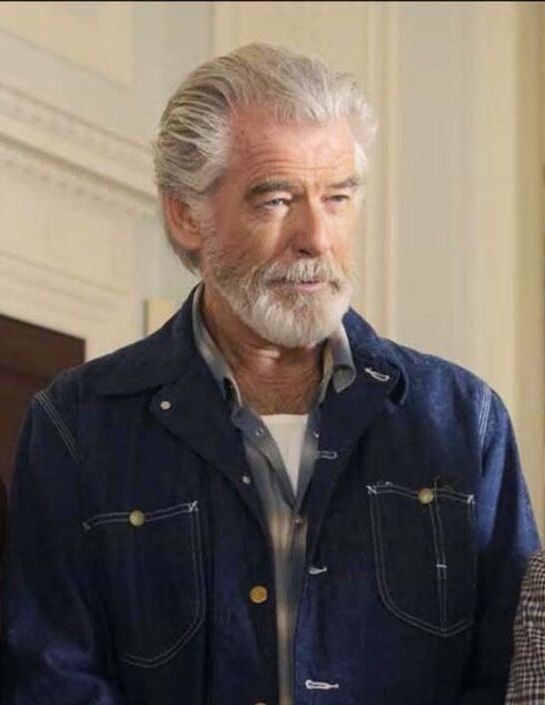 Pierce Brosman dans Thursday Murder Club