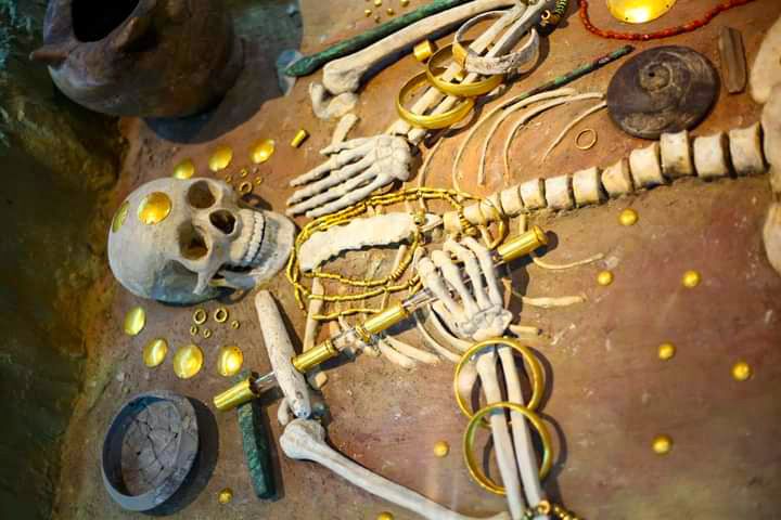 6000 year old skeleton with golden ornaments, Thracian, Varna, Bulgaria