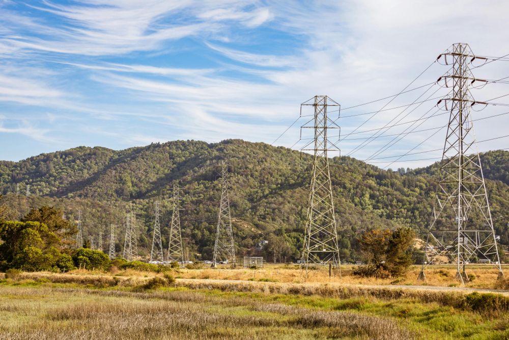 More Electricity Transmission Lines Would Lower Costs, Increase Reliability