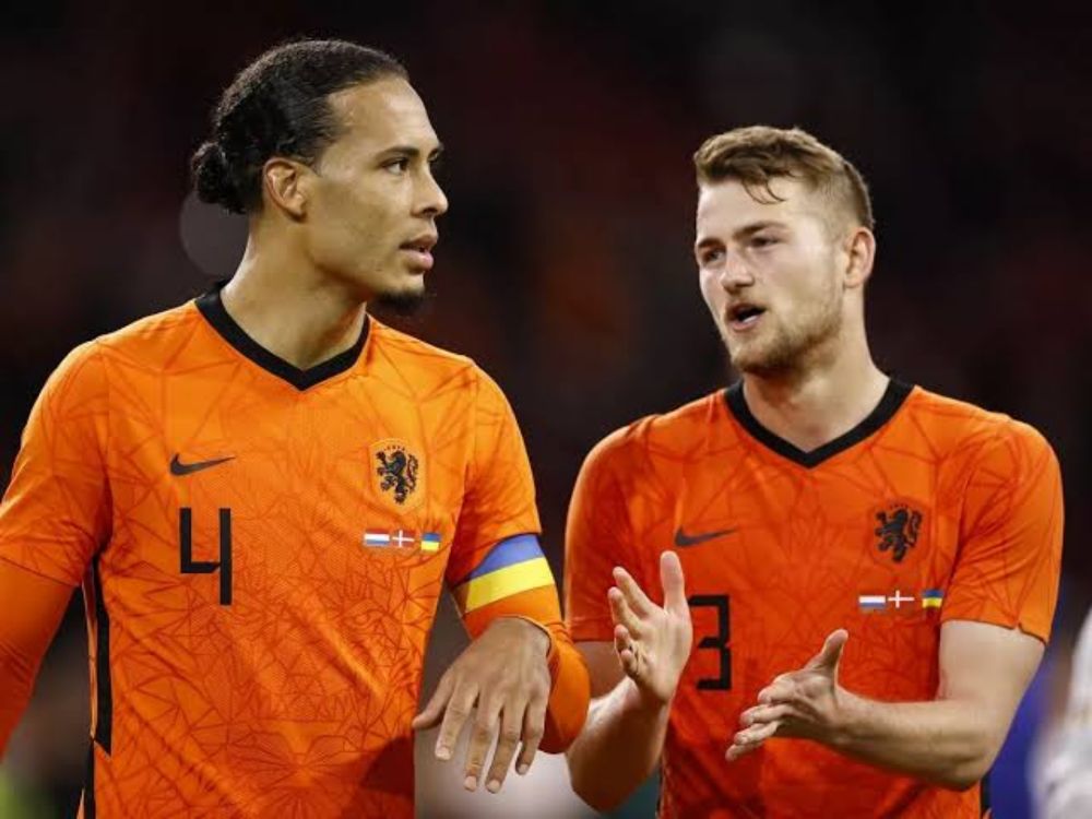 Van Dijk speaks out on Matthjis De Ligt blunder - Sport Trends