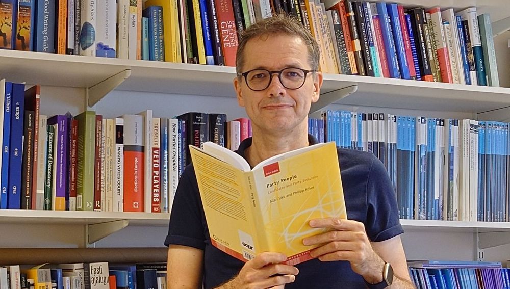 Allan Sikk with "Party People"