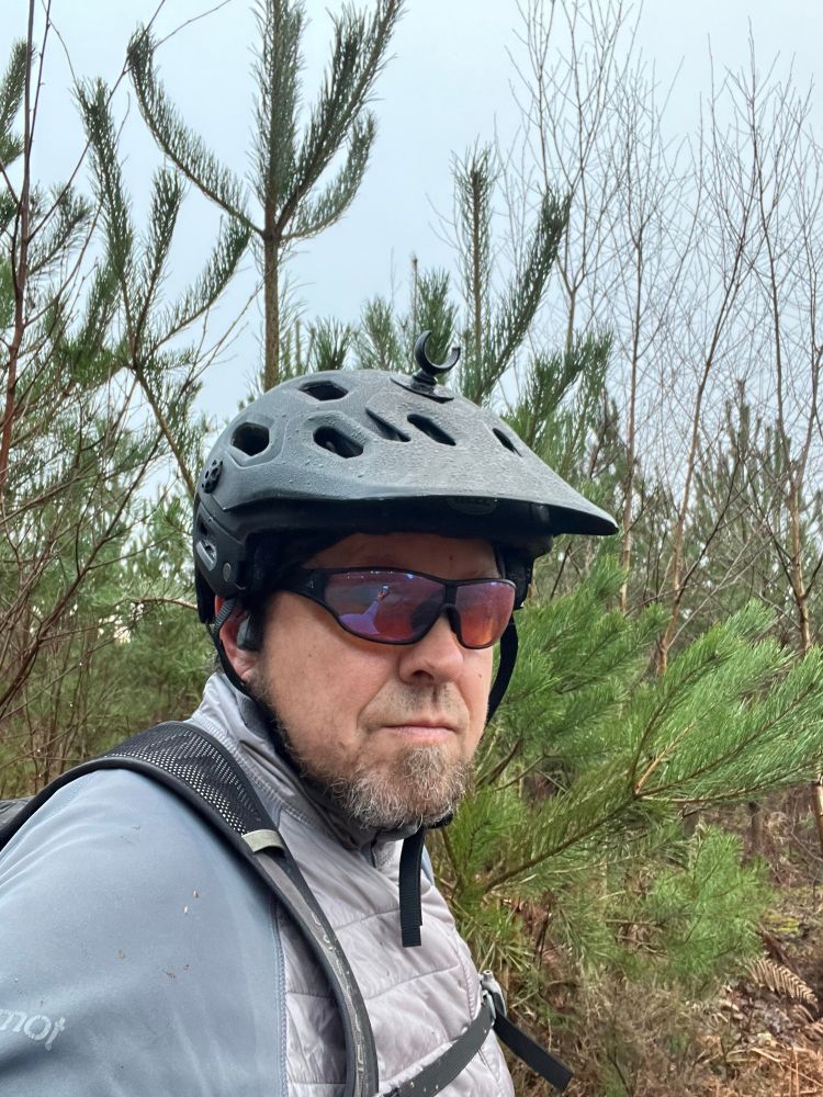 Selfie of Peter. In mountain bike gear. 