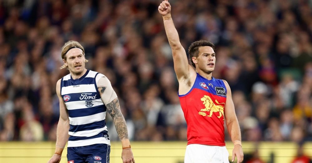 Prelim for the ages: Lions chase down Cats in a classic