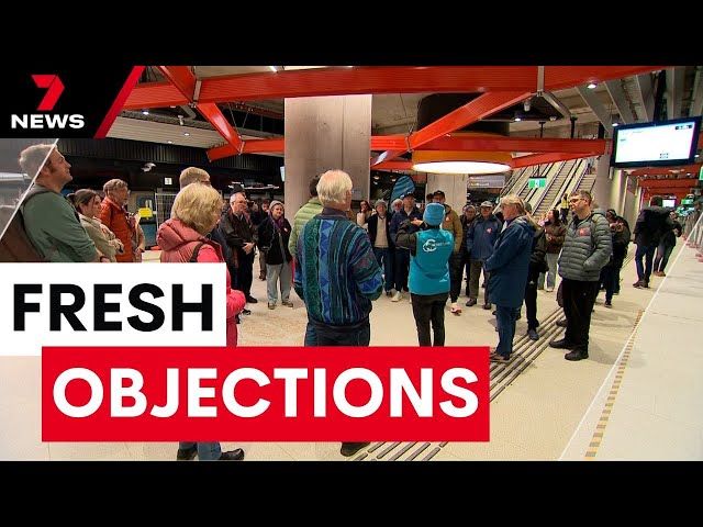 Experts call for work on the Suburban Rail Loop to be halted | 7NEWS