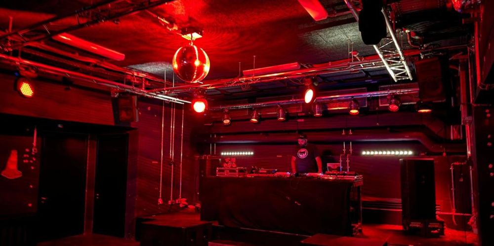 Neuer Club in Nürnberg eröffnet: Soft Spot bringt Techno-Partys und Konzerte ins Künstlerhaus