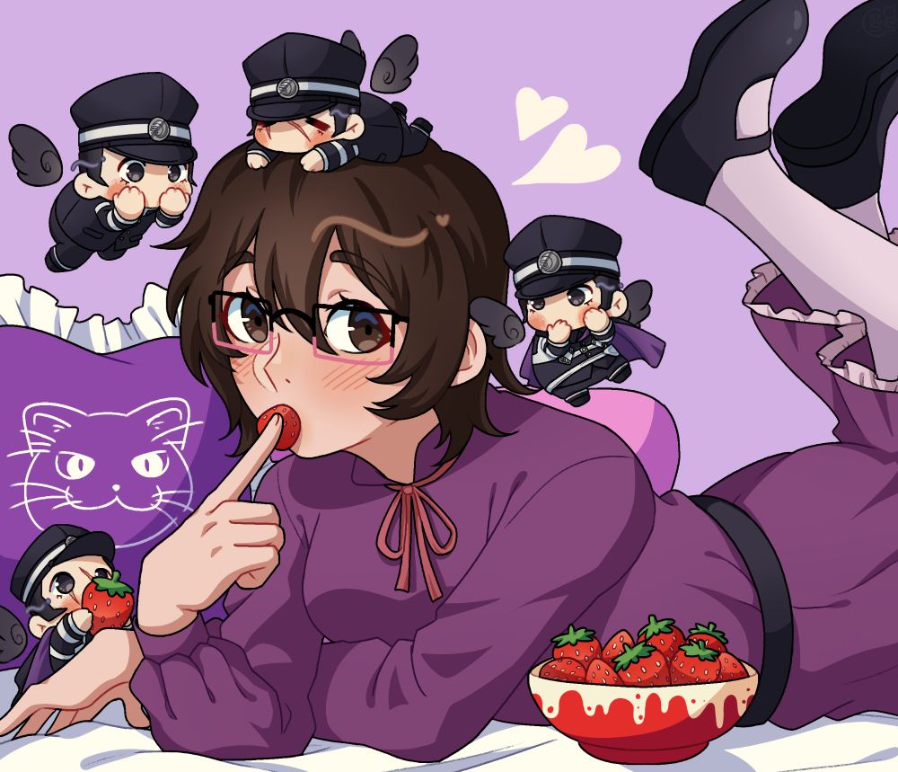 Lottie lays in the middle with a strawberry in her mouth as four little angels of both Raido and Raidou Kuzunoha surround her. One Raido rests on her head while the other stands down by her hand and offers her another strawberry. Both Raidous admire her from the side. Just behind Lottie is a pillow with Gouto's face on it, while to her right is a bowl of said strawberries.