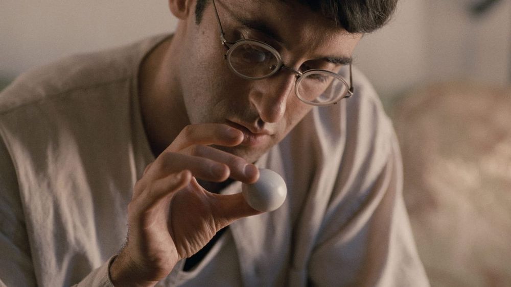 Don McKellar in Atom Egoyan's EXOTICA (1994)