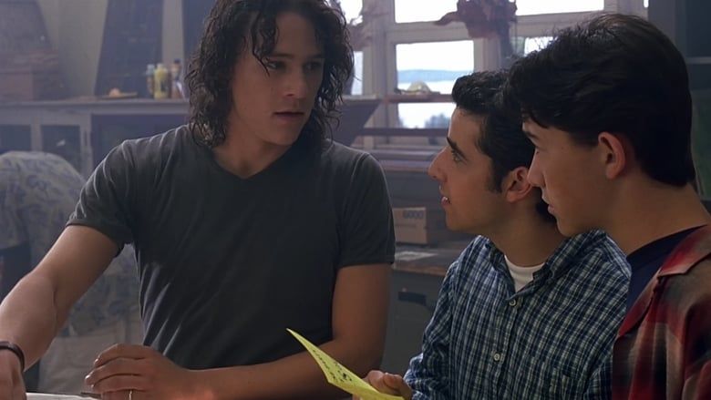 Heath Ledger, David Krumholtz, and Joseph Gordon-Levitt in 10 THINGS I HATE ABOUT YOU [1999]