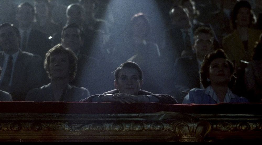 The Long Day Closes (Davies, 1992)