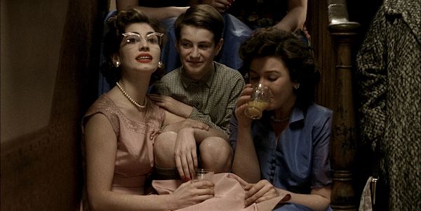 The Long Day Closes (Davies, 1992)