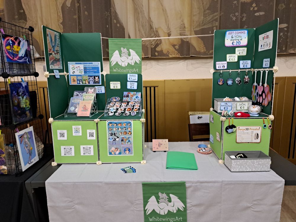 A photo of my dealer's den table.