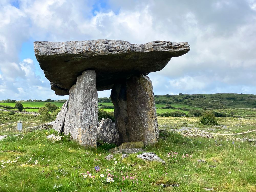 Poulnaboune dolmen
