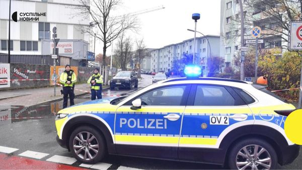 Дві лікарні у Берліні, Німеччина, були пошкоджені внаслідок підпалу та вибуху, спричиненого піротехн