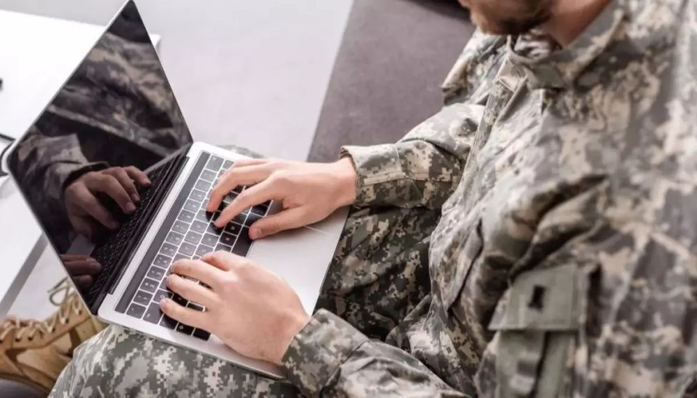 152-га окрема єгерська бригада шукає PR-менеджера, SMM-спеціаліста та фото-відеографа. 152 ОЄБр огол